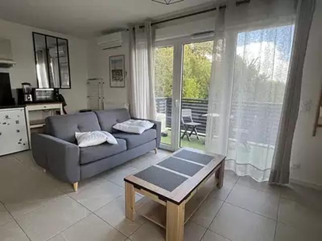 Parempuyre 33290 Location appartement 2 pièces t2 au dernier étage parking