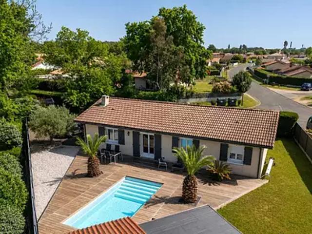 Parentis en Born 40160 Achat / Vente maison 4 pièces t4 piscine jardin