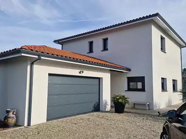 Parentis en Born 40160 Achat / Vente maison 4 pièces t4 piscine terrasse