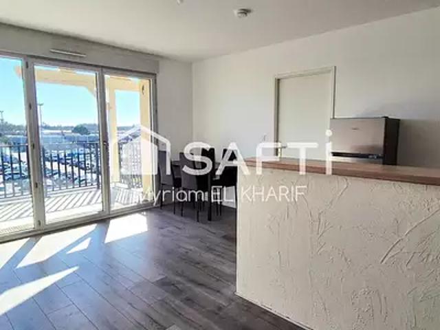 Parentis en Born 40160 Achat / Vente appartement 2 pièces t2 parking