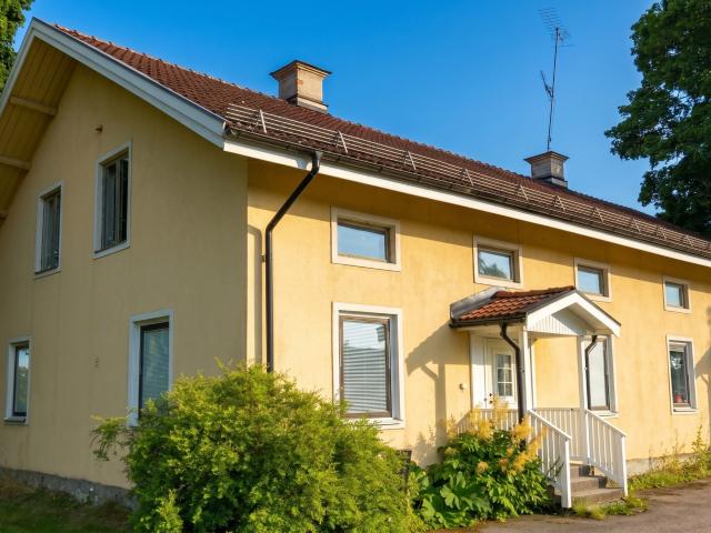 Parhustrea i Näs bruk AB Hem