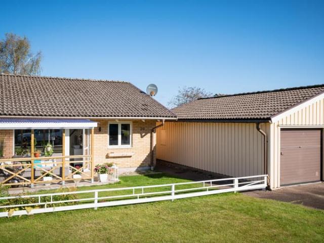 Parhus till salu på Rehnvägen 20, Skeppshult, Gislaved – Booli