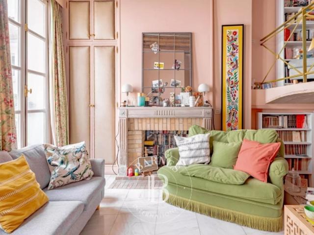 Paris 5 Rue Maître Albert 91m² Cachet, très beaux volumes