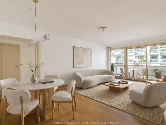 Paris 6e RUE DU CHERCHE MIDI / BON MARCHÉ Appartement 2 pièces 64,77m² Carrez 1 chambre Balcon