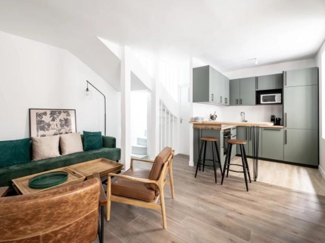 PARIS 6EME JARDIN DU LUXEMBOURG NOTRE DAME DES CHAMPS 3 PIECES DUPLEX REFAIT PAR ARCHITECTE