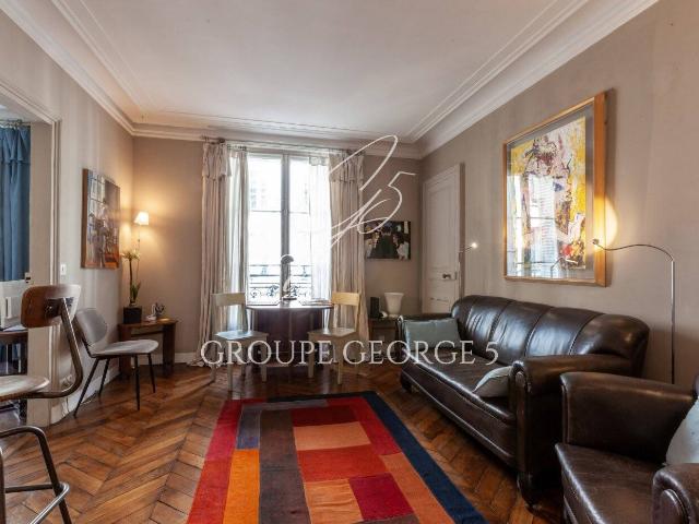 Paris 6ème Rue Mazarine. Appartement 40m2, situation exce
