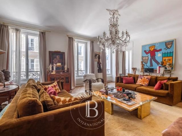 Paris 7 Appartement 155m² 3 chambres
