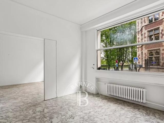Paris 7 Quai d'Orsay 3 pièces 1 chambre Appartement à fort potentiel, possibilité 2 chambres