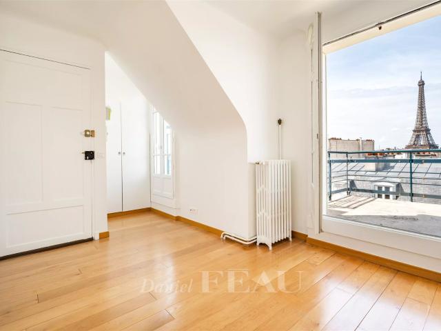 Paris 7 Terrasse Vues spectaculaires 20m² Paris 7ème