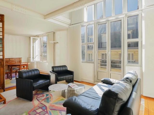 Paris 7e GROS CAILLOU / MONTTESSUY Duplex 3 pièces 65,05m² Carrez 1/2 chambres Balcon