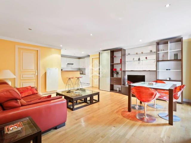 Paris 8Ème Byron 66m² Paris 8ème