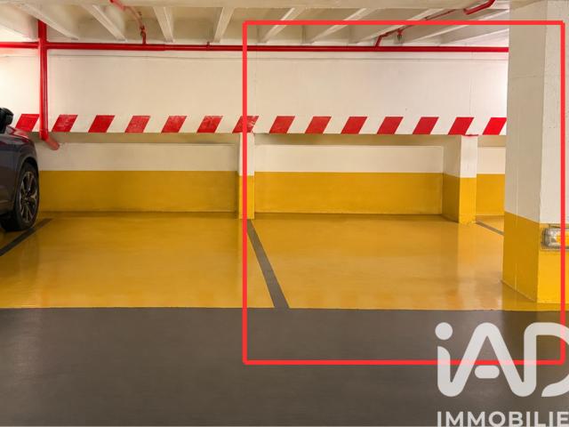 Paris 8 Vente Parking / Garage 75