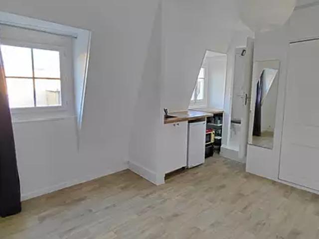 Paris 8ème 75008 Achat / Vente appartement 1 pièce t1 au dernier étage