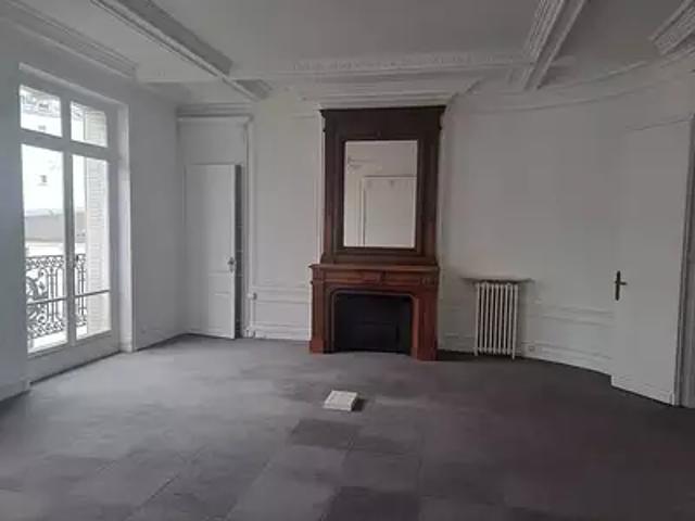 Paris 8ème 75008 Location divers 10 pièces