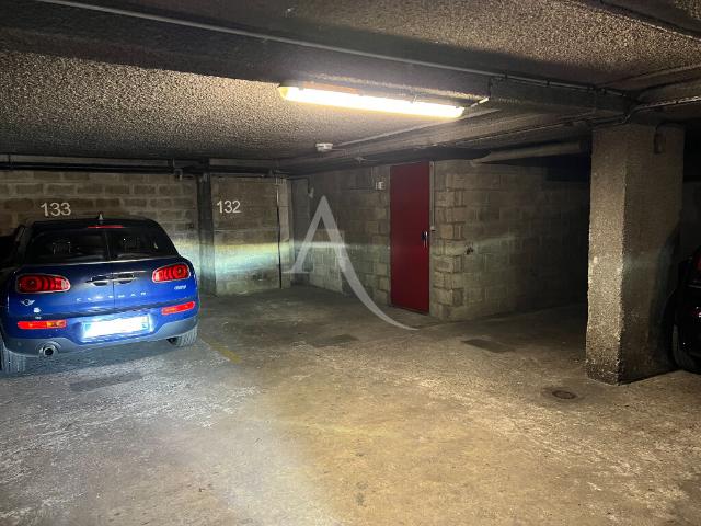 Paris 9 Location Parking / Garage 75