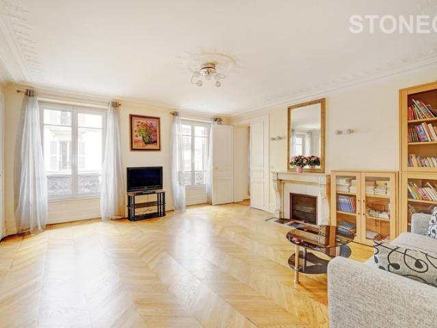 PARIS 9 | SAINT GEORGES I 5 PIÈCES 106M2 | FAMILIAL ET SPACIEUX