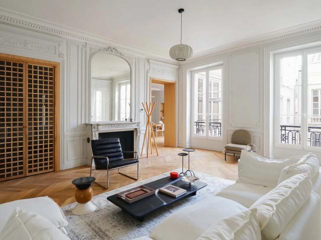 Paris 9e TRINITE / ETIENNE D'ORVES Appartement à vendre 5/6 pièces 176,44m² loi Carrez 3 chambres