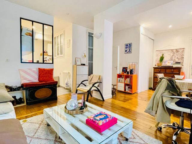 Paris 9e, So Pi, rue Pierre Fontaine: agréable 3 pièces de 56,04 m2 Carrez dans un bel immeuble ancien