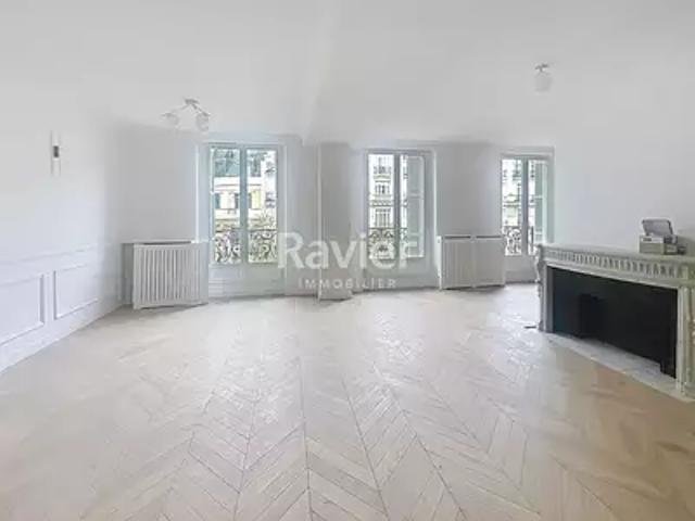 Paris 9ème 75009 Location appartement 5 pièces t5