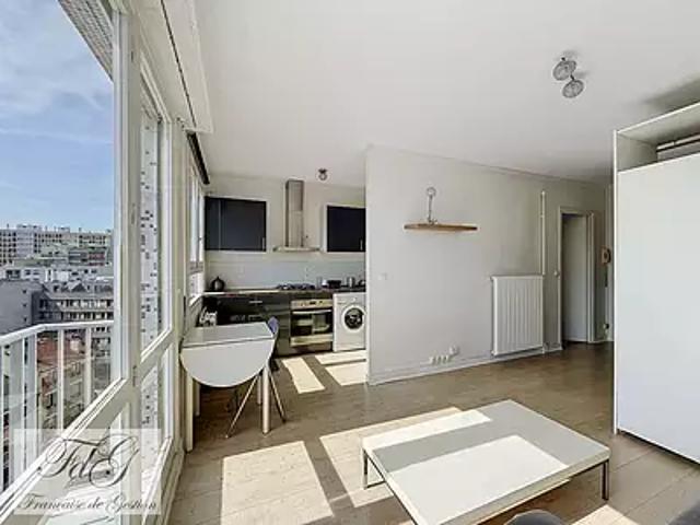 Paris 13ème 75013 Location appartement 1 pièce t1 au dernier étage