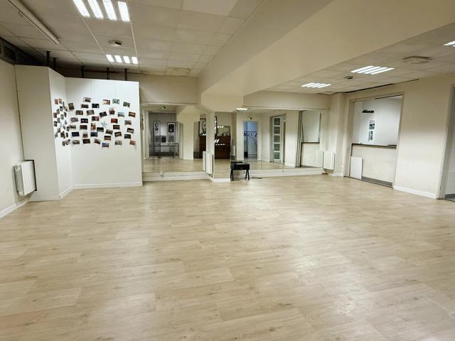 PARIS 10e / Place de la République 262 m² indépendants – Poten