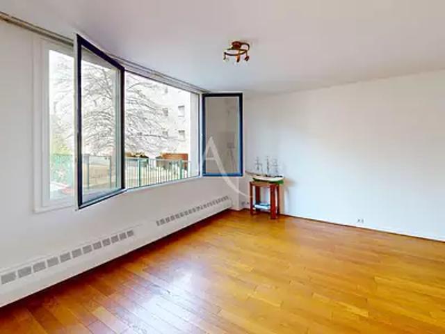 Paris 10ème 75010 Achat / Vente appartement 2 pièces t2 cave