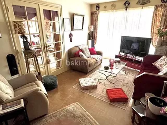 Paris 10ème 75010 Achat / Vente appartement 3 pièces t3 cave balcon
