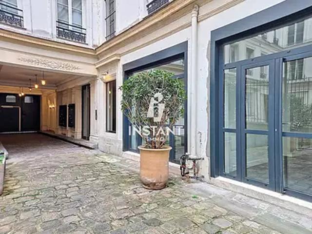 Paris 10ème 75010 Achat / Vente divers 2 pièces