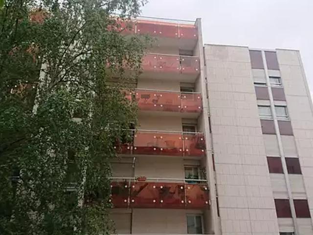 Paris 10ème 75010 Achat / Vente parking au dernier étage cave