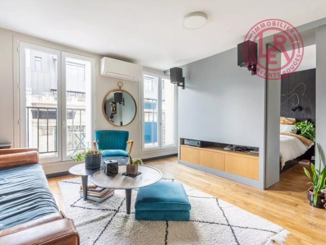 Paris 10ème Renové Etage elevé Balcon filant DPE C