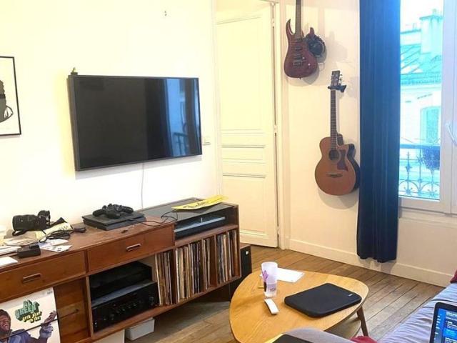 PARIS 11