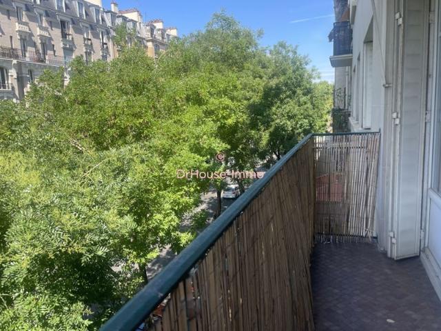 PARIS 11 58 M2 AVEC BALCON LUMIERE 3E ETAGE ASC