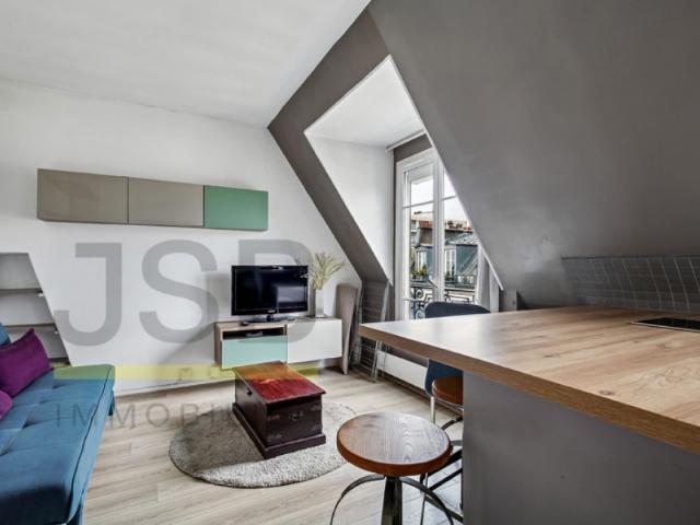 Paris 11 Rue Rochebrune Charmant studio sous les toits, de 17,22m2 et 20m² au sol