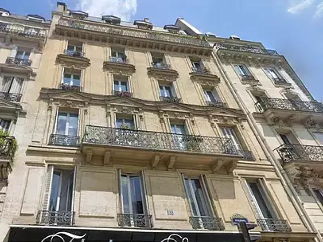 Paris 11ème 75011 Achat / Vente appartement 1 pièce t1 au dernier étage
