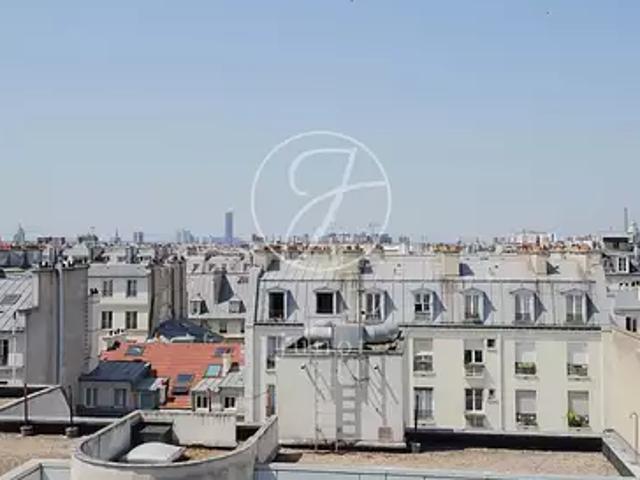 Paris 11ème 75011 Achat / Vente appartement 1 pièce t1 au dernier étage