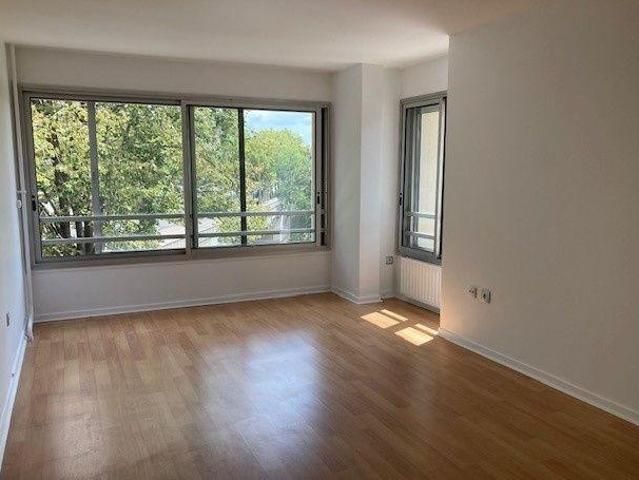 Paris 17 Location Appartement 75