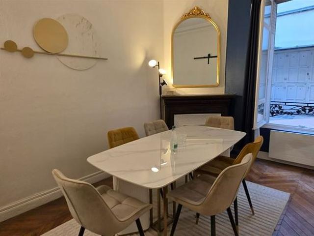 PARIS 17 NIEL appartement de 46 m² 2 pièces 1 chambre 1 salle d'eau