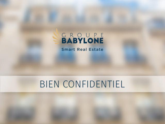 Paris 17e Parc Monceau Appartement haussmannien de 250 m2 aux beaux volumes