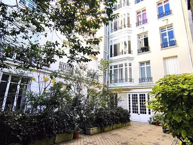 Paris 17ème 75017 Achat / Vente appartement 1 pièce t1 au dernier étage