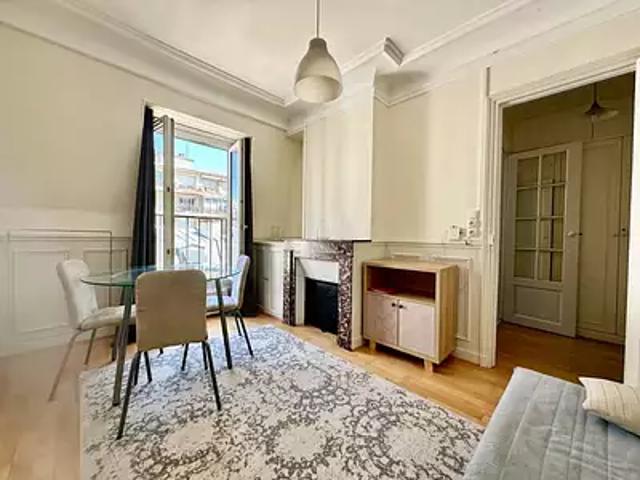 Paris 17ème 75017 Achat / Vente appartement 2 pièces t2 au dernier étage