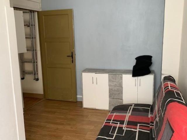 PARIS 14 METRO ALESIA 2P MEUBLE 30M2 REFAIT NEUF