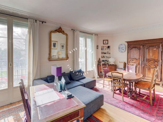 Paris 15 T3/4 de 85 m² traversant, 2 chambres