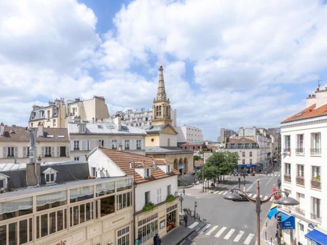 Paris 15e Rare appartement 2/3 pièces lumineux au coeur du