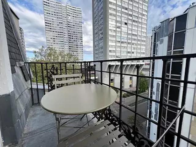Paris 15ème 75015 Achat / Vente appartement 1 pièce t1 au dernier étage terrasse