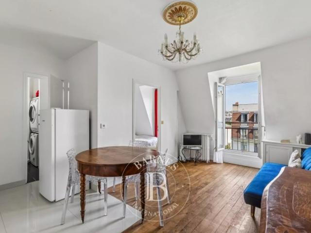 Paris 16 Auteuil 2 pièces Vue dégagée Au calme