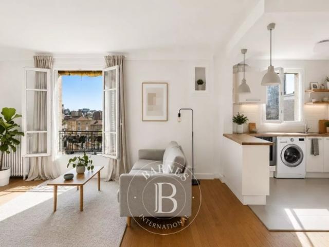 Paris 16 Auteuil 2 pièces Vue dégagée Lumineux