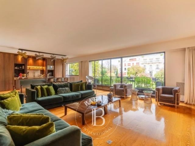 Paris 16 – Bois de Boulogne – Appartement avec vue dégagée sur jardin