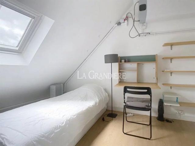 Paris 16 Jasmin 6ème étage 1 pièce 7,45 m2 Carrez Surf