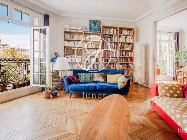 Paris 16e ÉGLISE D'AUTEUIL Appartement à vendre 6 pièces 155,90m² Carrez 4 chambres