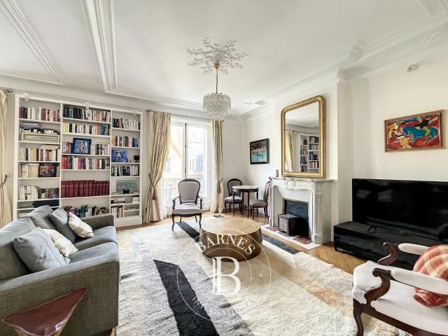 Paris 16ème, Appartement 1 Chambre 81 m² en location